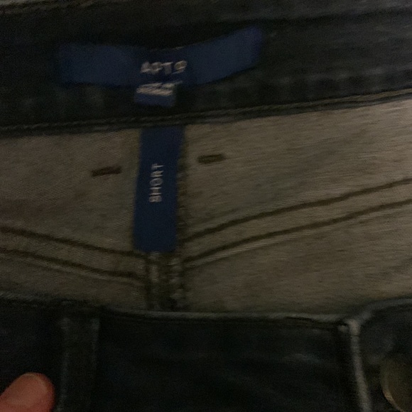 Cuffed shorts - Picture 4 of 4